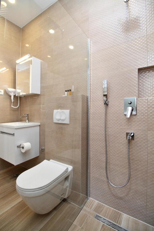 סראייבו Platinum Rooms Butique Hotel מראה חיצוני תמונה